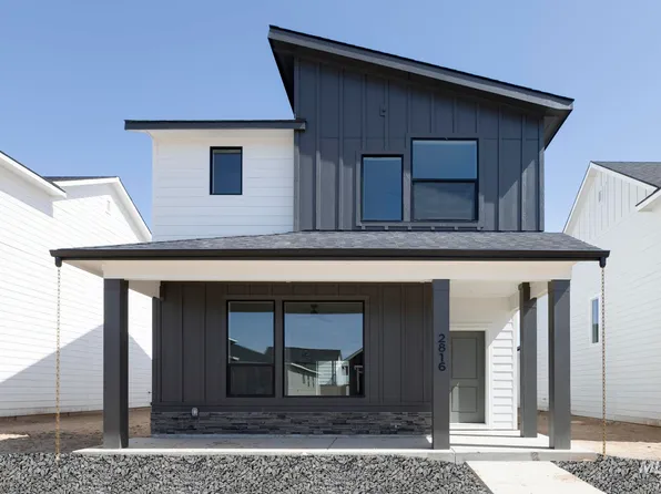 2816 N Eagle Meadow Ave, Kuna, ID 83634
