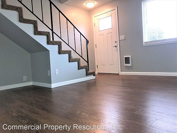 4th image of 1604 Clay St NE #7060166