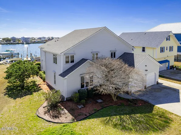 105 First Street, Atlantic Beach, NC 28512