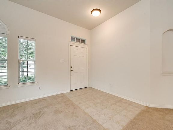 3rd image of 7605 Shasta Dr