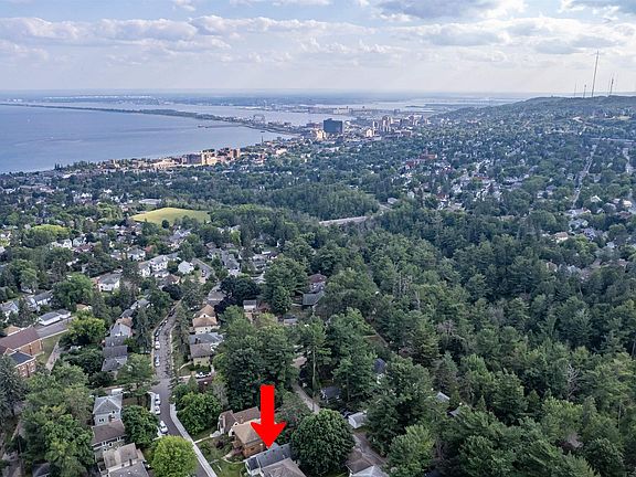 5th image of 915 Grandview Ave