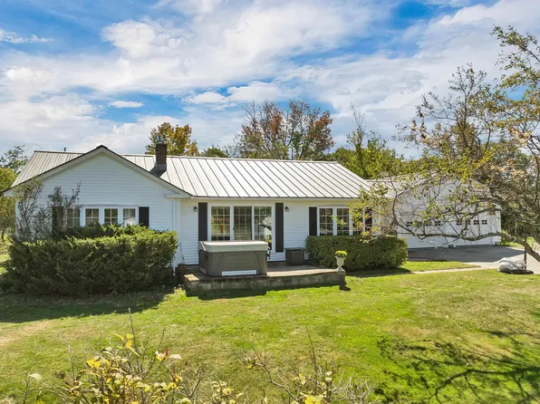 22 N Town Farm Road, Oxford, ME 04270