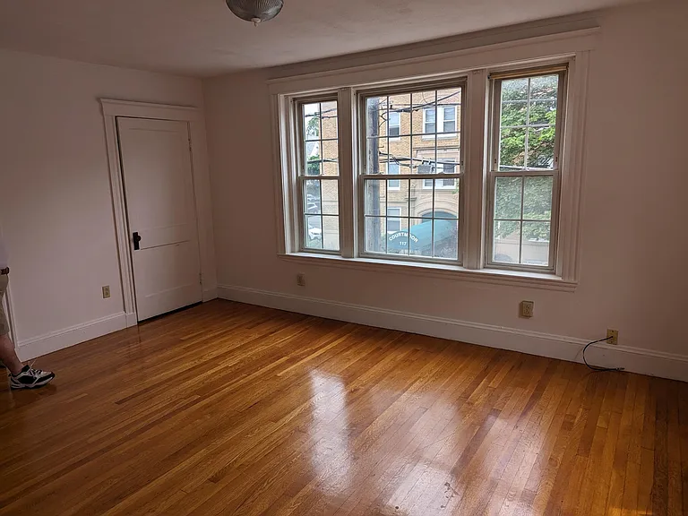 120 Summer St #3 — Photo 4