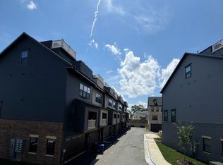 818 S Greenbrier St, Arlington, VA 22204