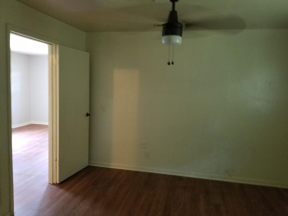 2nd image of 2412 Yearwood Ave