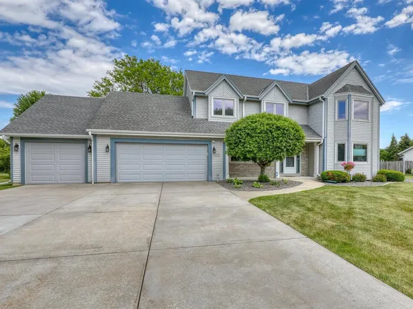 W146N6234 Wigwam DRIVE, Menomonee Falls, WI 53051