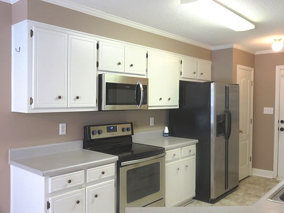 5th image of 4776 Orchard Hill Dr