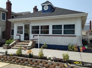 31 Armour St, Long Beach, NY 11561