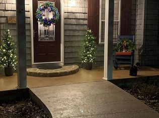 294 Steamboat St, Grand Rivers, KY 42045