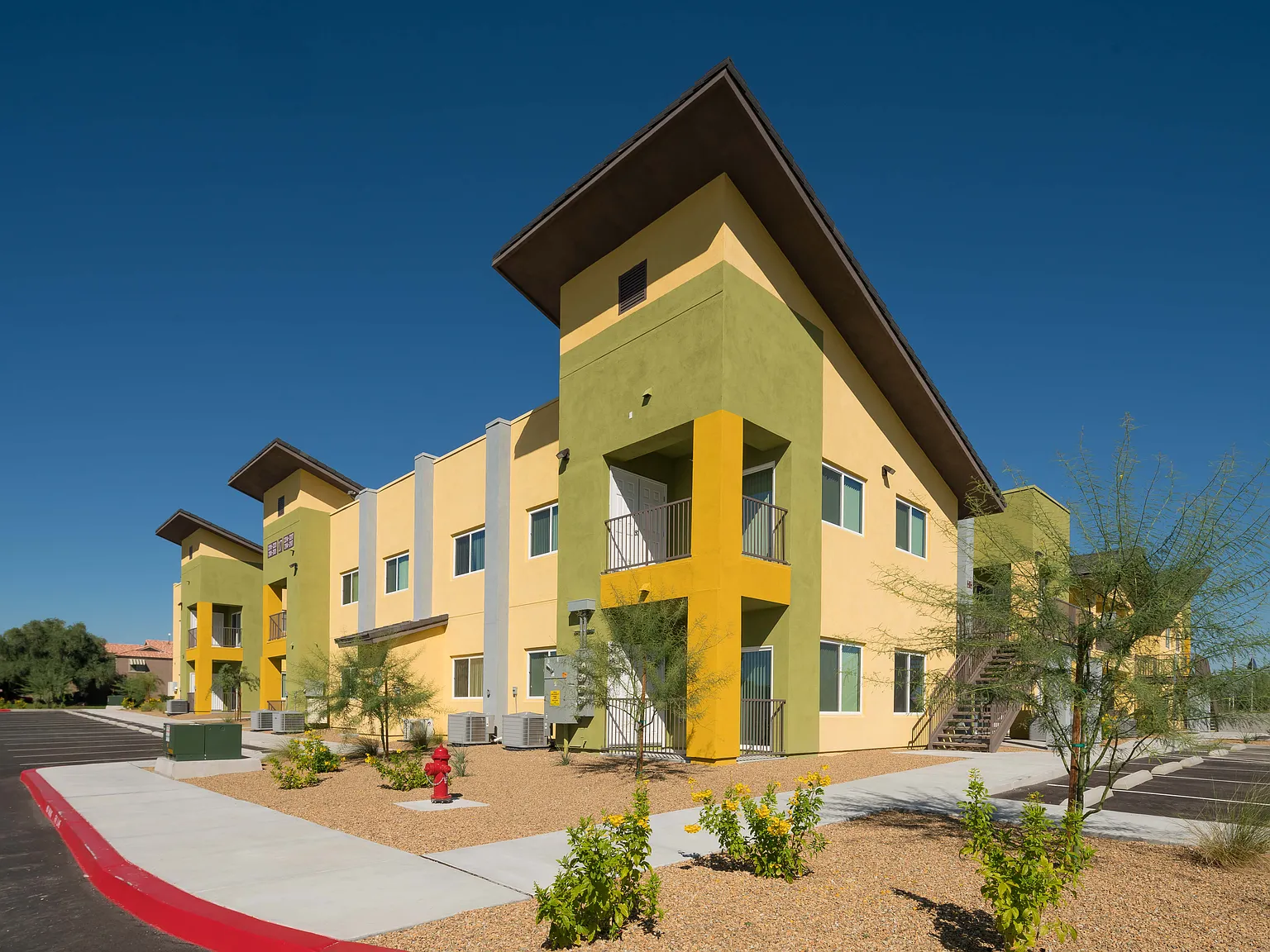 Tiffany Place Apartments — Photo 2