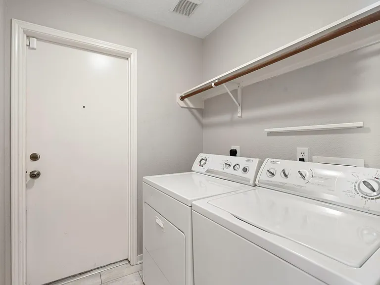 23730 Prince Lawrence Ct — Photo 13