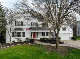 2410 Balmoral Dr, Akron, OH 44333