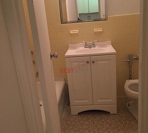5th image of 355 E 73rd St APT 4C