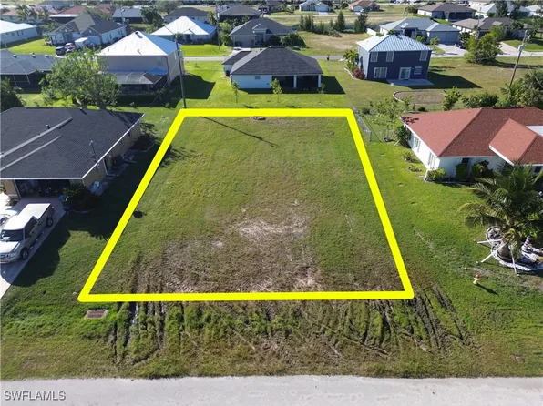 3510 SW 14th Place Cpe, Coral, FL 33914