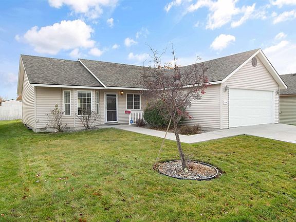 2nd image of 1556 Foxglove Ave