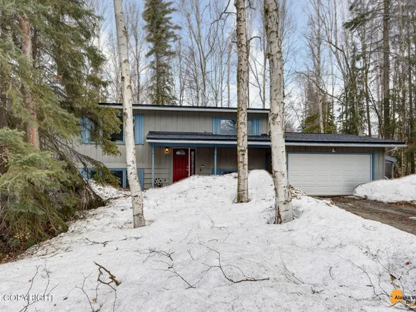 12811 Oomiak Cir, Anchorage, AK 99515