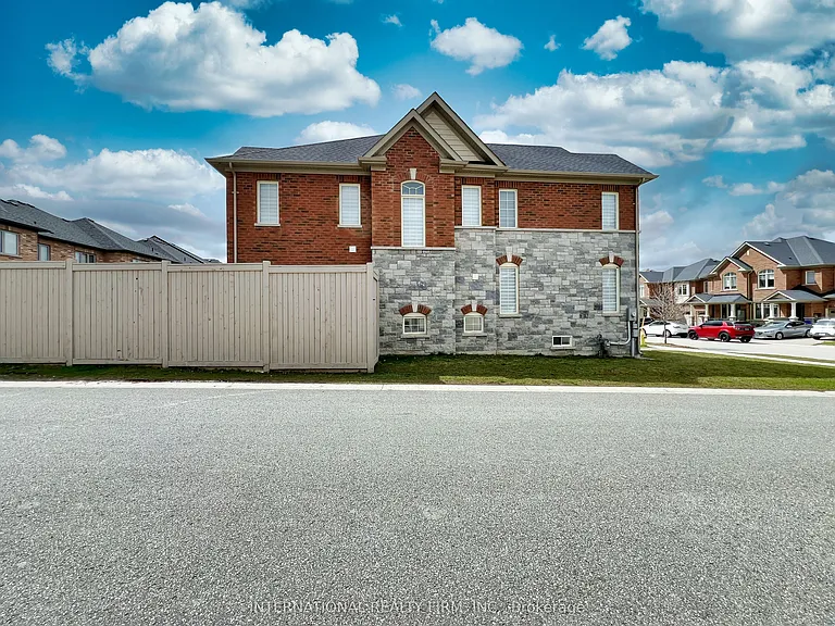 1 Frederick Pearson St — Photo 7