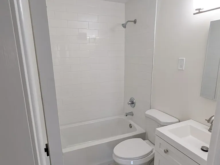 237-241 Quinnipiac Ave #A — Photo 5