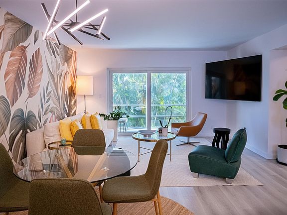 4th image of 10 SE 13th Street #B3