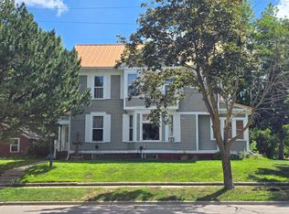 103 4th St SE, Pipestone, MN 56164