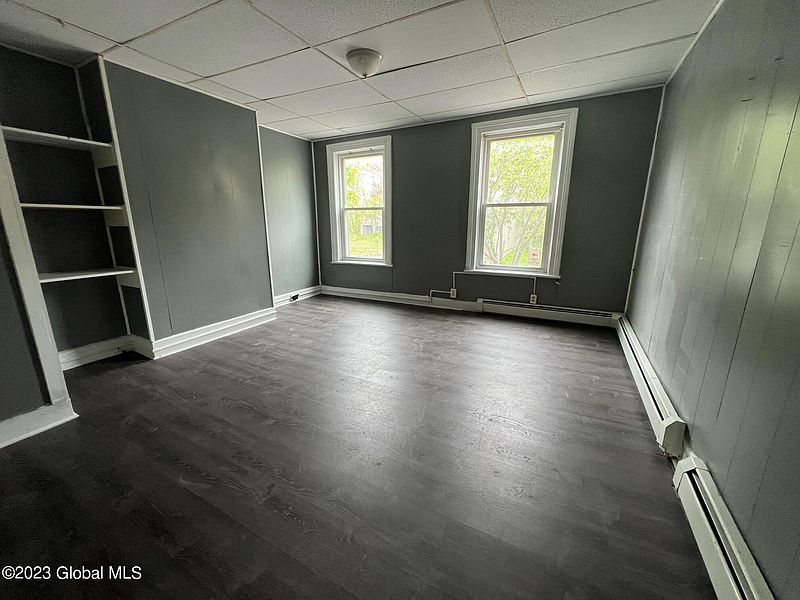 2nd image of 50 Ontario Street
