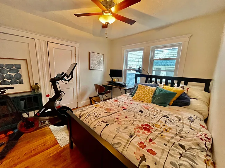 278 Willis Ave — Photo 13