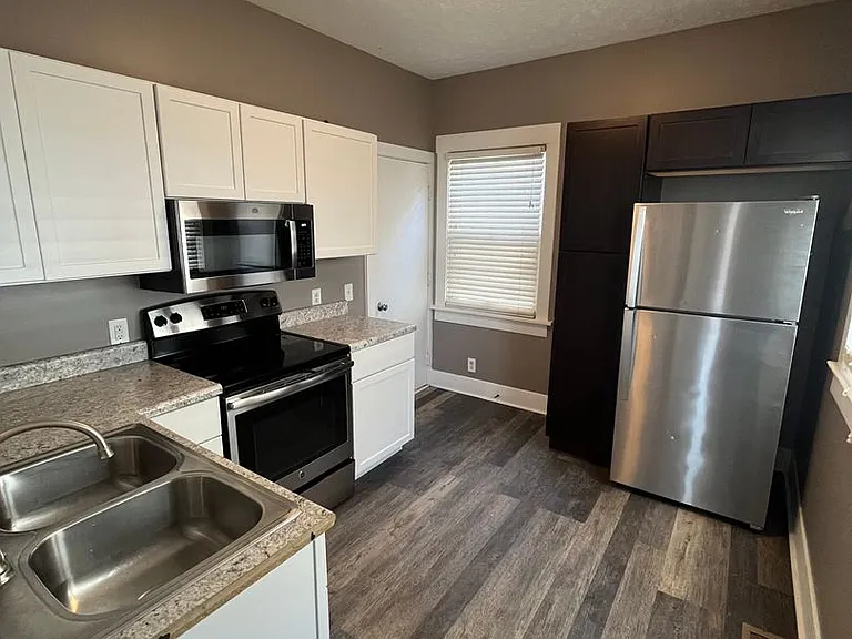 5148 Dodge St — Photo 3