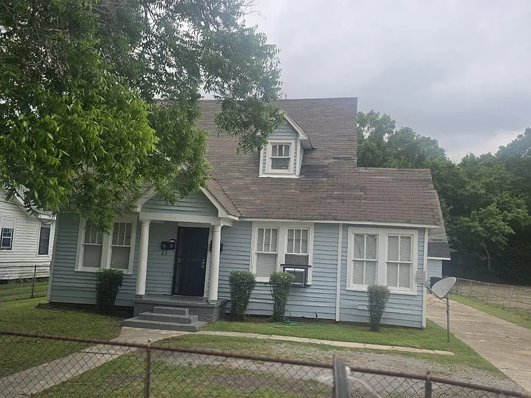 3131 Dayton St #B — Photo 1