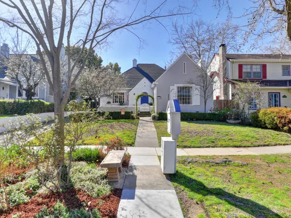 4340 T St, Sacramento, CA 95819