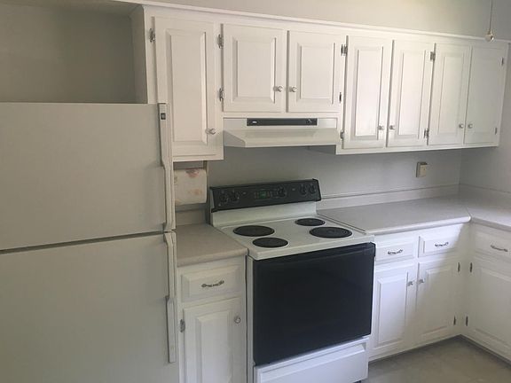 3rd image of 1174 Willow Green Dr