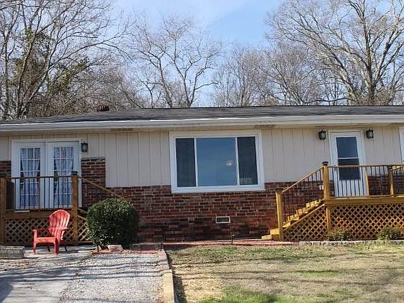 5th image of 2409 Briggs Ave #B