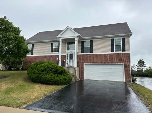 2253 Beresford Dr, Yorkville, IL 60560