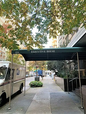 Rented by Noble Realty | media 33