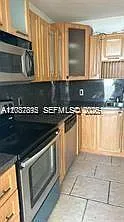 2025 NE 164th St #307 — Photo 11