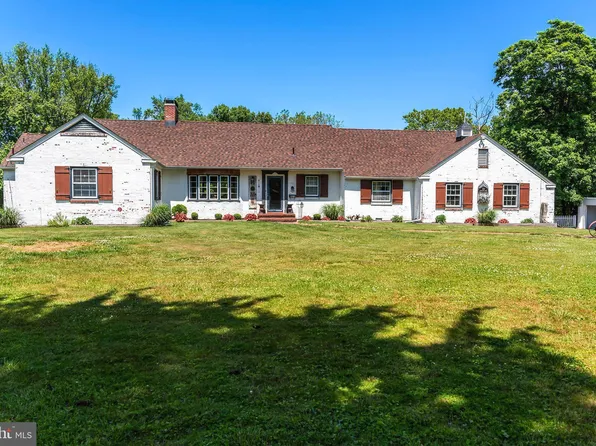 321 Hermitage Dr, Elkton, MD 21921