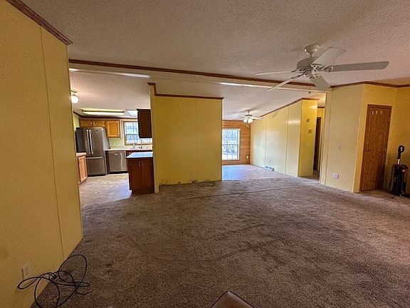 5th image of 105 Short St