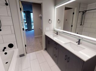 1340 W Randolph St, Chicago, IL 60607