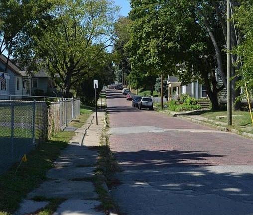 5th image of 1479 Walsh Ave