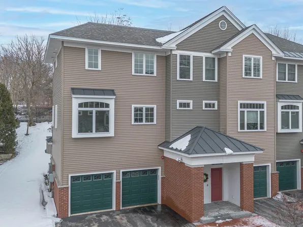 106 Riverwalk Way #7A, Manchester, NH 03101