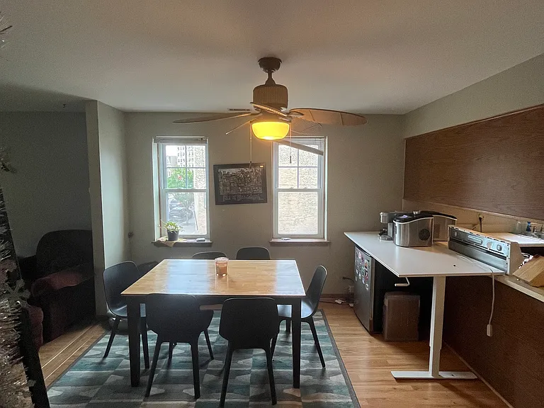 2826 N Lincoln Ave #2 — Photo 4