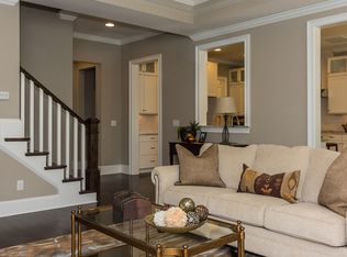 8200 Cranes View Pl E, Raleigh, NC 27615