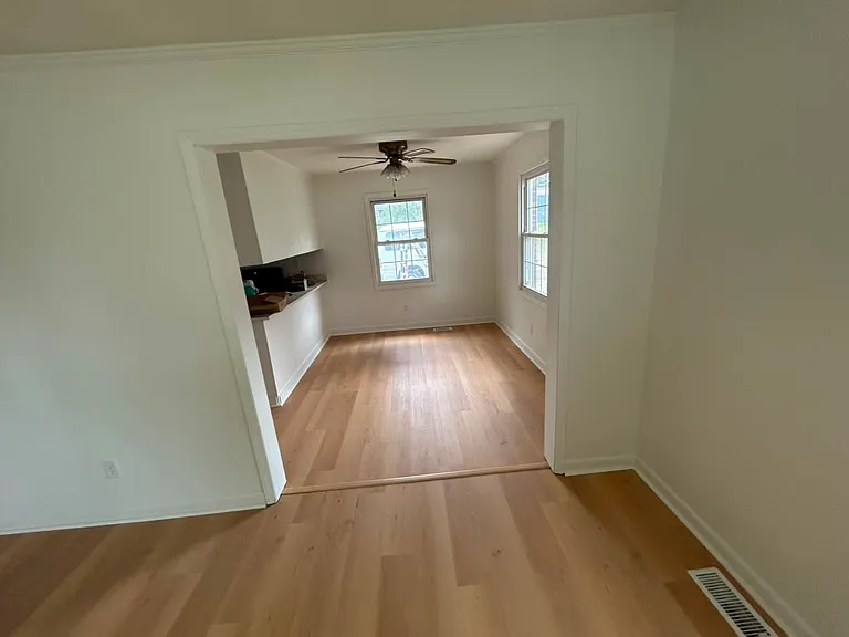 153 Octavia Dr — Photo 3