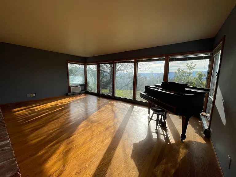 24401 Rich Ranch Rd — Photo 15