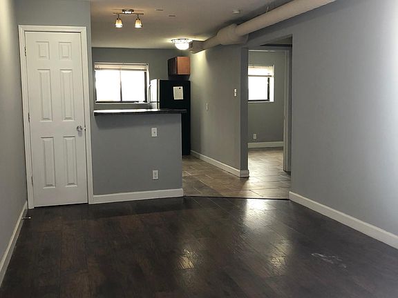 4th image of 3960 W Pine Blvd