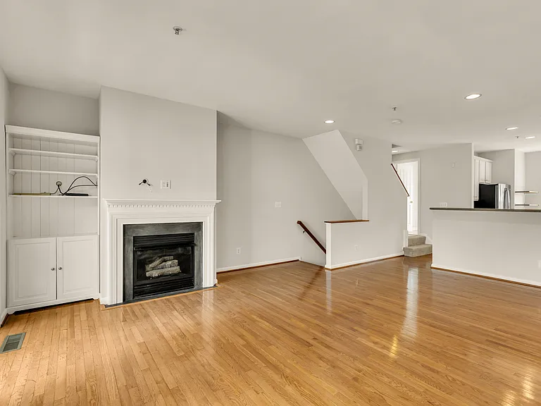 1227 V St NW — Photo 8