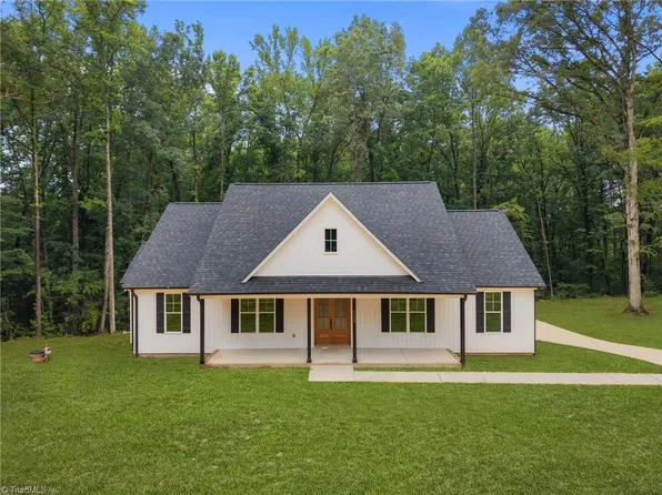 5055 Preacher Holmes Rd, Graham, NC 27253