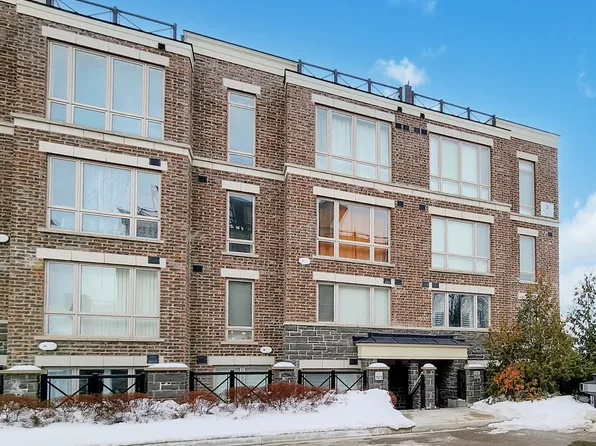 30 Westmeath Ln #2527, Markham, ON L6B 1N5