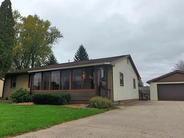 1607 Tamarack Lane, Janesville, WI 53545