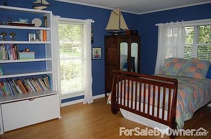 Office/formal living area