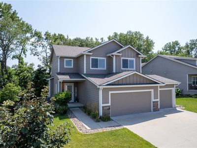 16210 Northpark Dr, Urbandale, IA, 50323
